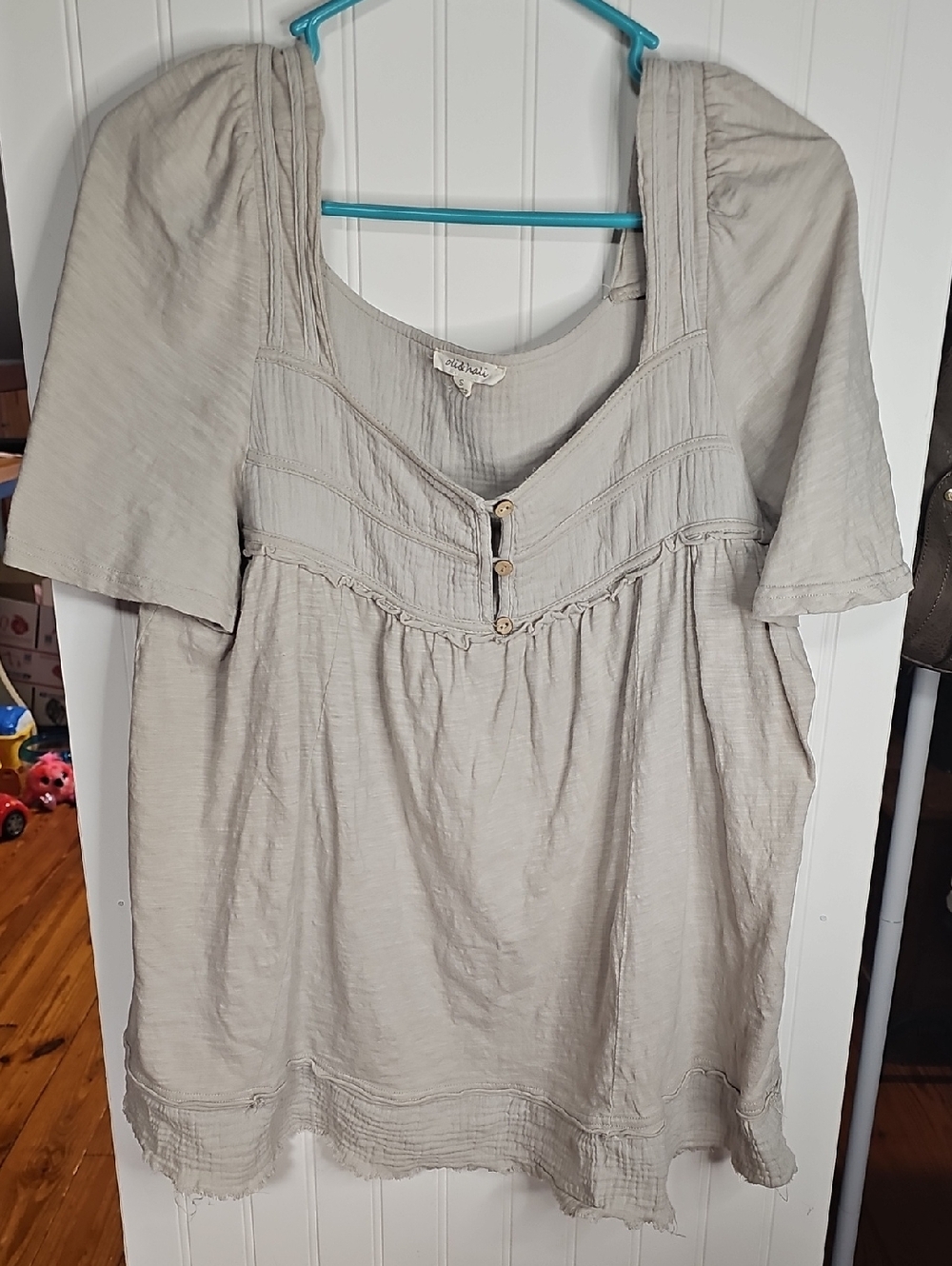 Soft Taupe Women's Square-Neck Peasant Top